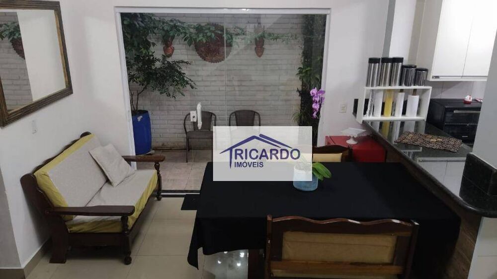 Sobrado à venda com 3 quartos, 247m² - Foto 4