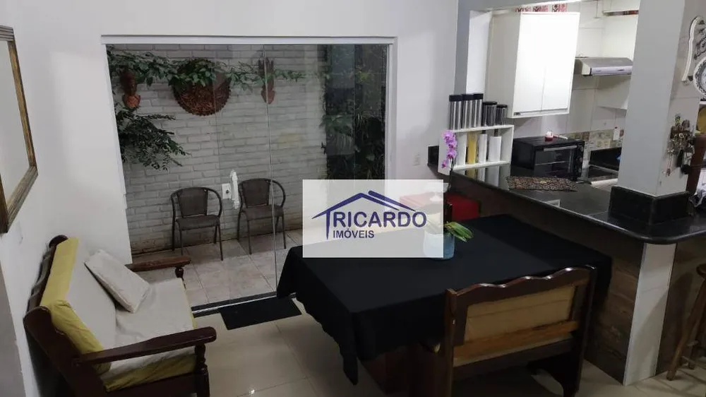 Sobrado, 3 quartos, 247 m² - Foto 6