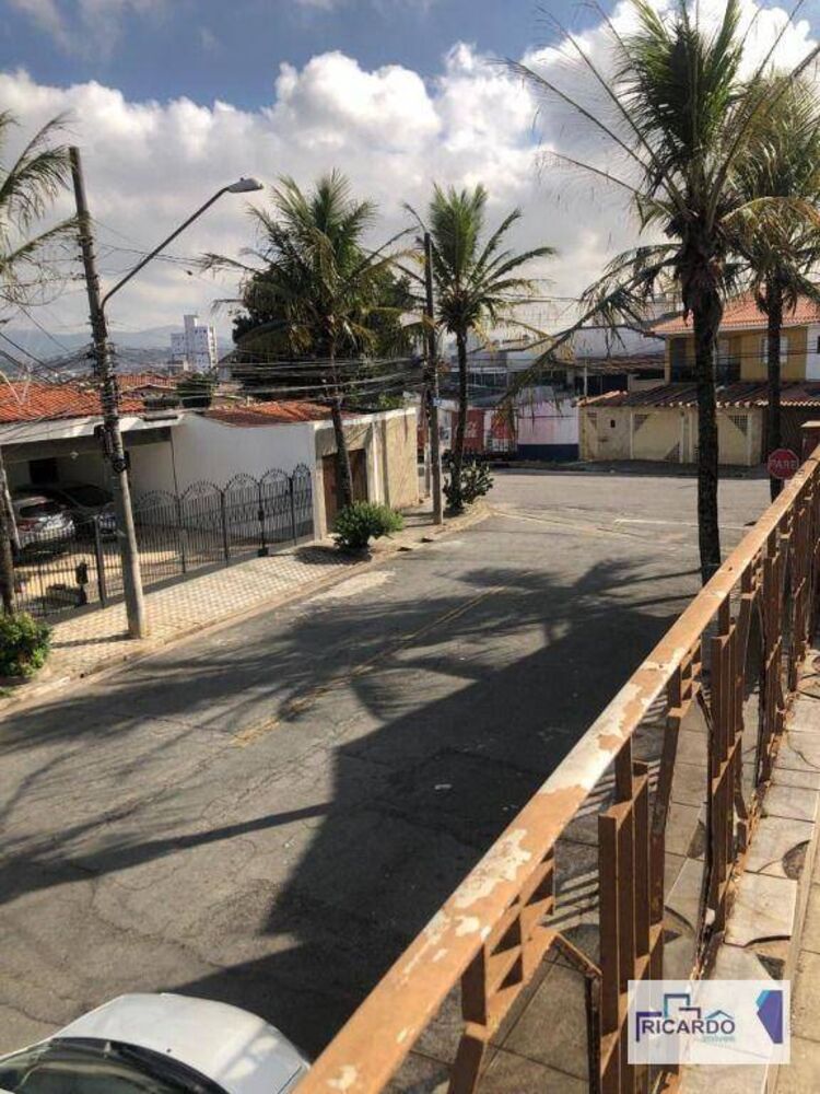Sobrado, 3 quartos, 243 m² - Foto 1