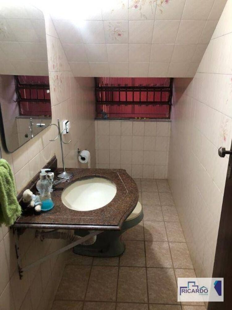 Sobrado, 3 quartos, 243 m² - Foto 3