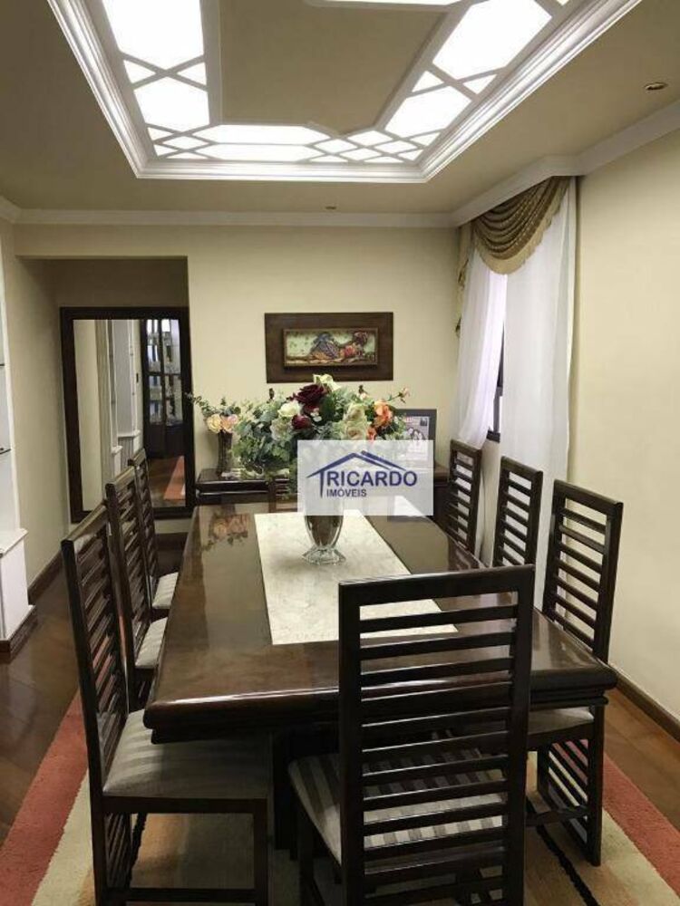 Apartamento à venda com 4 quartos, 233m² - Foto 3
