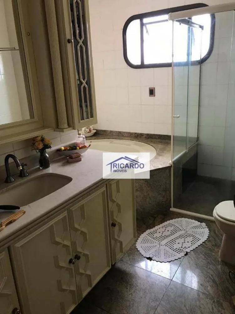 Apartamento, 4 quartos, 233 m² - Foto 11