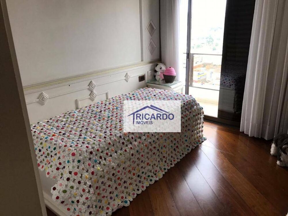 Apartamento à venda com 4 quartos, 233m² - Foto 7