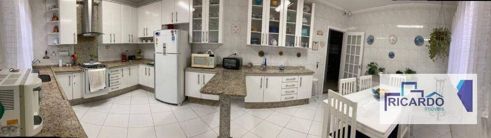 Sobrado, 3 quartos, 307 m² - Foto 6