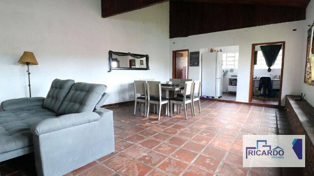 Casa, 3 quartos, 530 m² - Foto 2