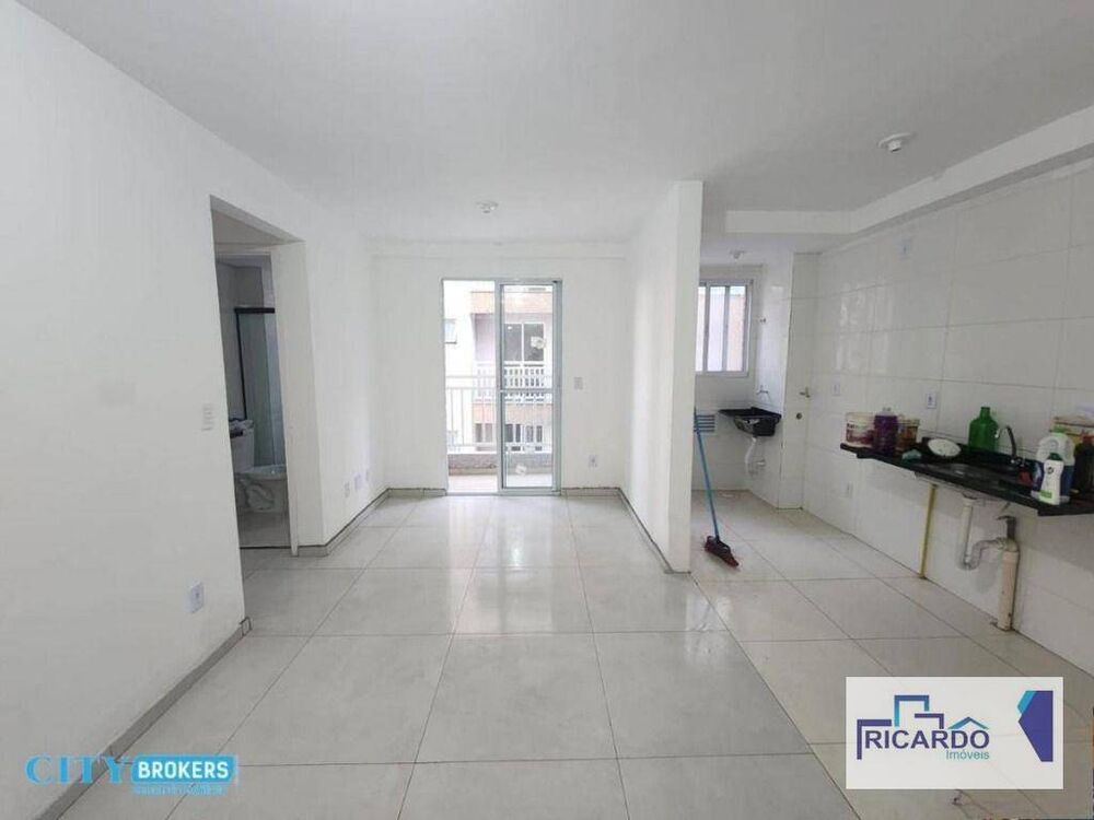 Apartamento à venda com 2 quartos, 46m² - Foto 1