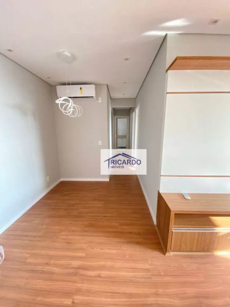 Apartamento à venda com 3 quartos, 82m² - Foto 4