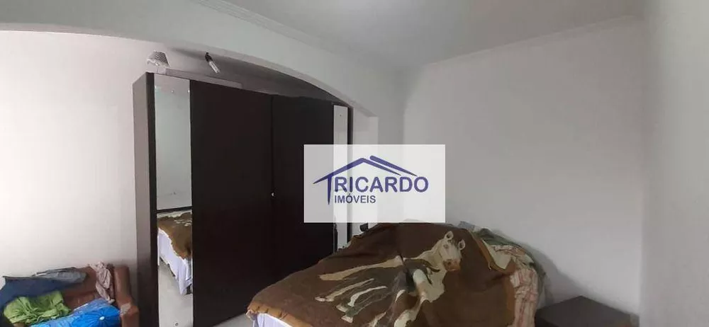 Sobrado à venda com 3 quartos, 160m² - Foto 3