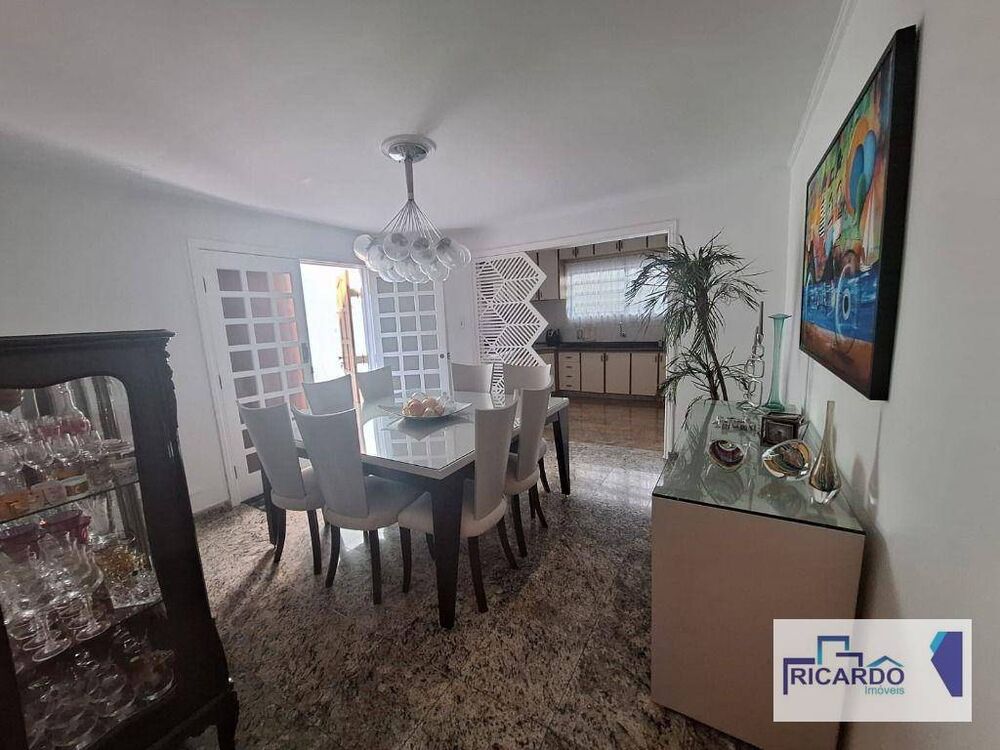 Sobrado, 5 quartos, 238 m² - Foto 8