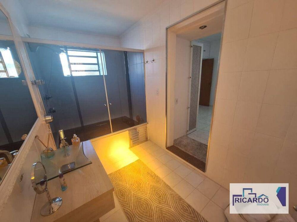 Sobrado, 5 quartos, 238 m² - Foto 3