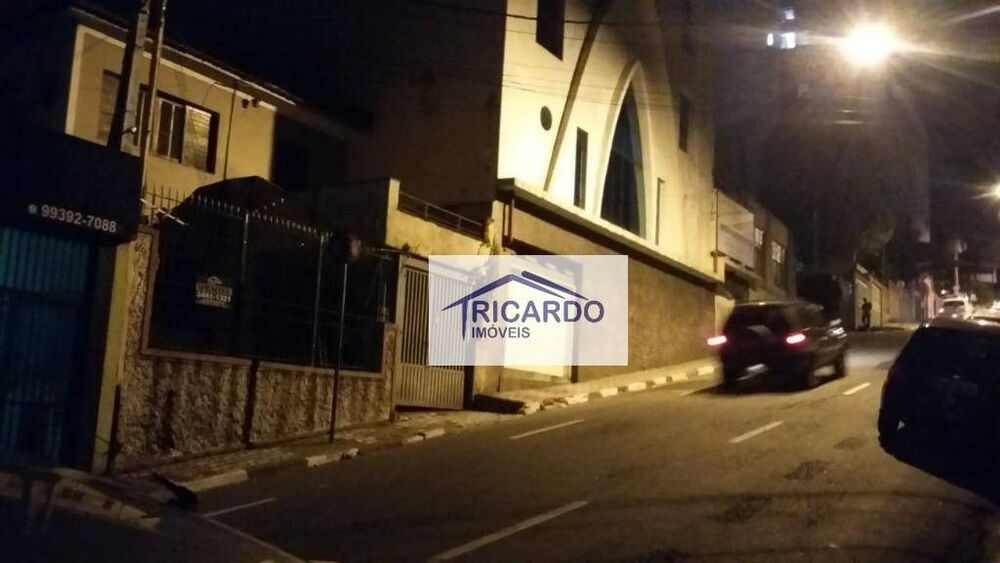 Sobrado, 3 quartos, 200 m² - Foto 1