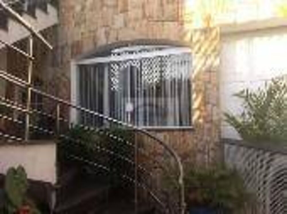 Sobrado, 4 quartos, 490 m² - Foto 1