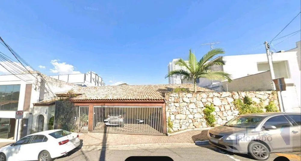 Casa, 4 quartos, 380 m² - Foto 1