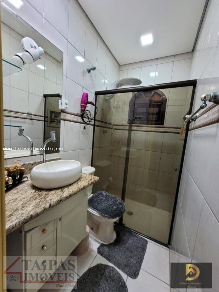 Casa, 3 quartos, 225 m² - Foto 3
