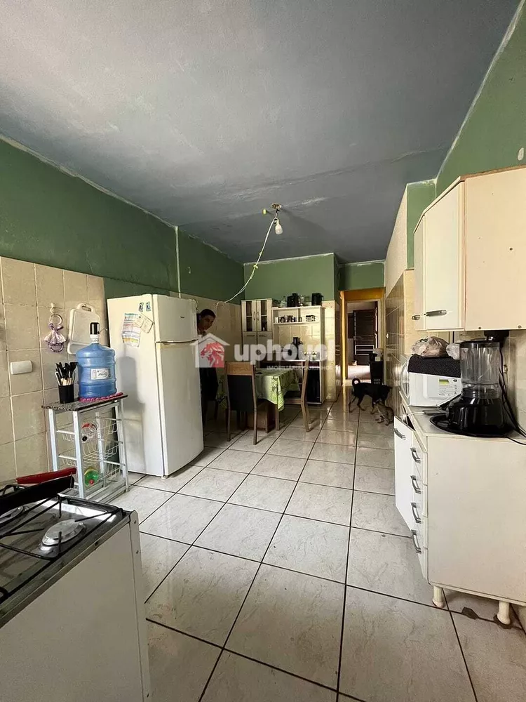 Depósito-Galpão, 242 m² - Foto 4