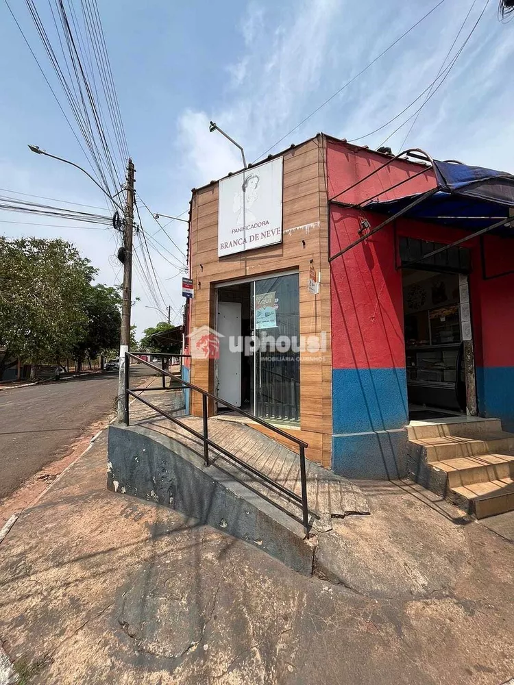 Depósito-Galpão, 242 m² - Foto 1