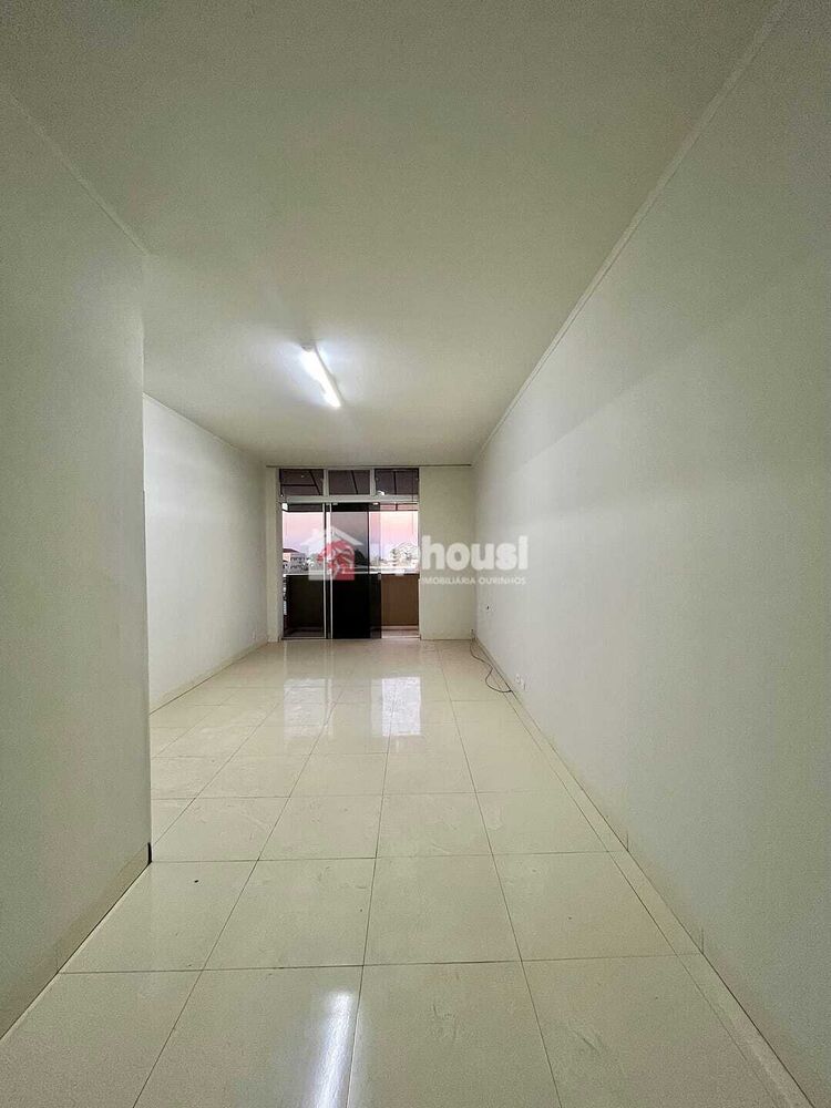 Apartamento para alugar com 2 quartos, 100m² - Foto 2