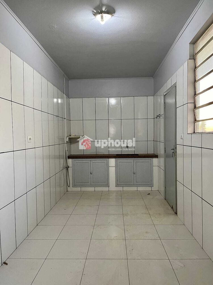 Apartamento para alugar com 2 quartos, 100m² - Foto 4