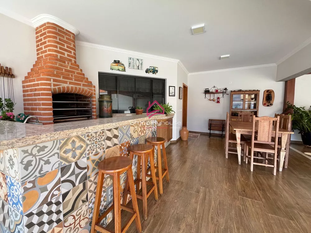 Casa, 3 quartos, 265 m² - Foto 4