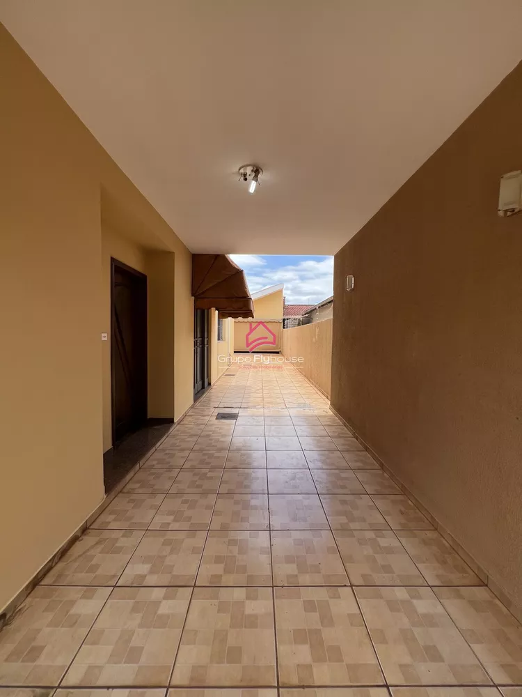 Sobrado, 5 quartos, 230 m² - Foto 1
