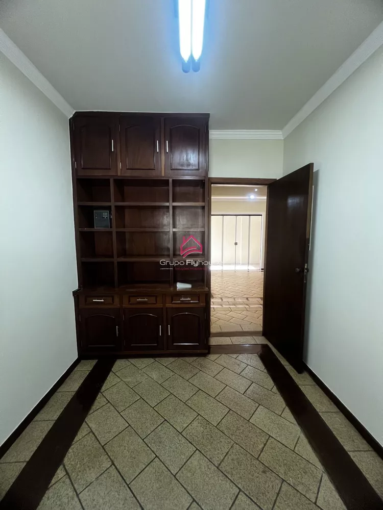 Casa, 4 quartos, 283 m² - Foto 2