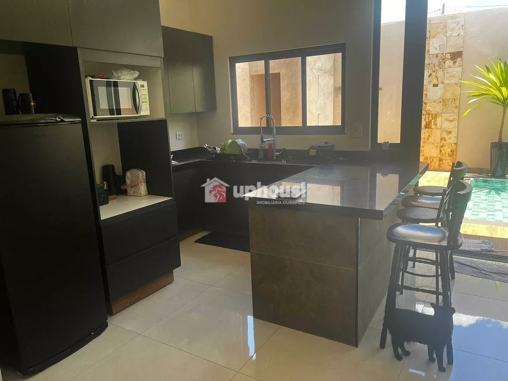 Casa, 3 quartos, 180 m² - Foto 2