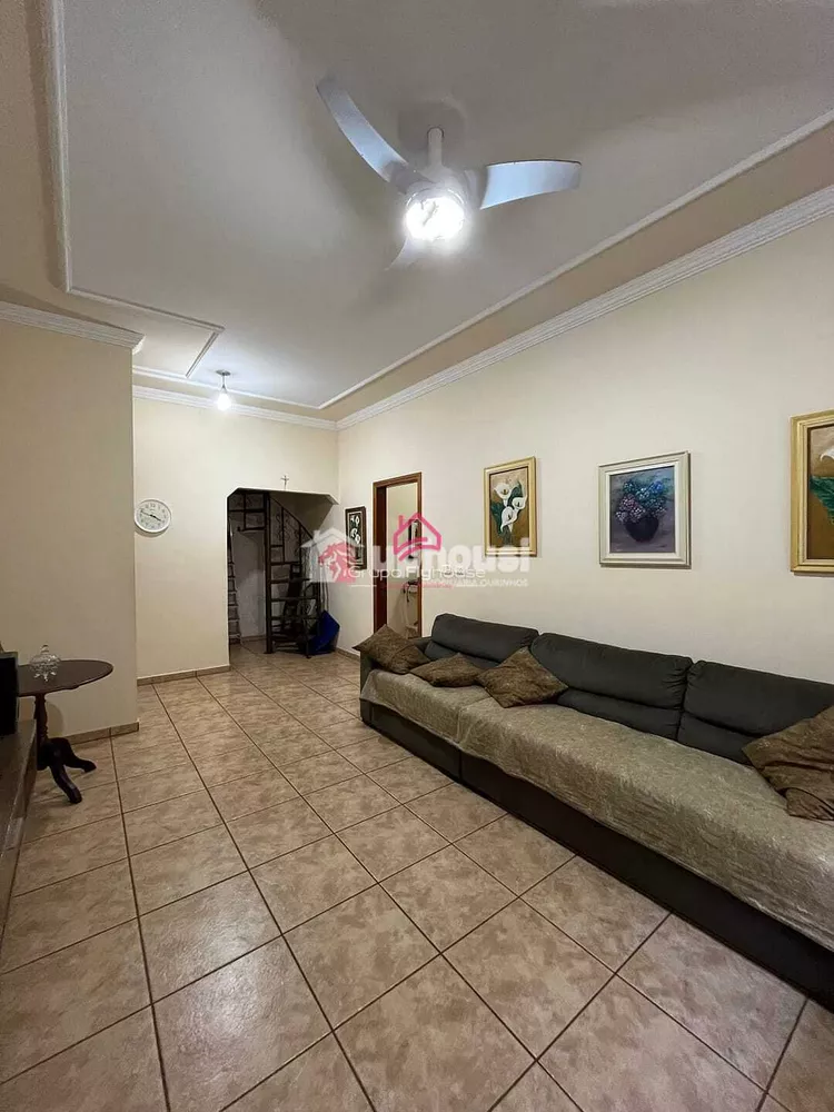 Casa, 3 quartos, 460 m² - Foto 1