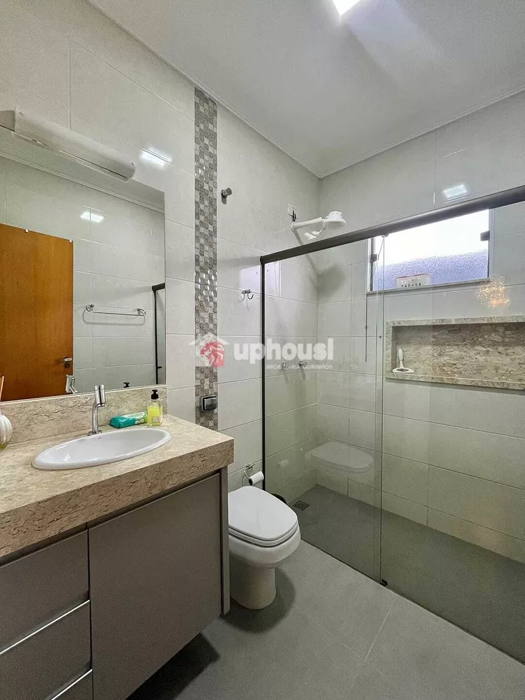 Casa, 3 quartos, 175 m² - Foto 1