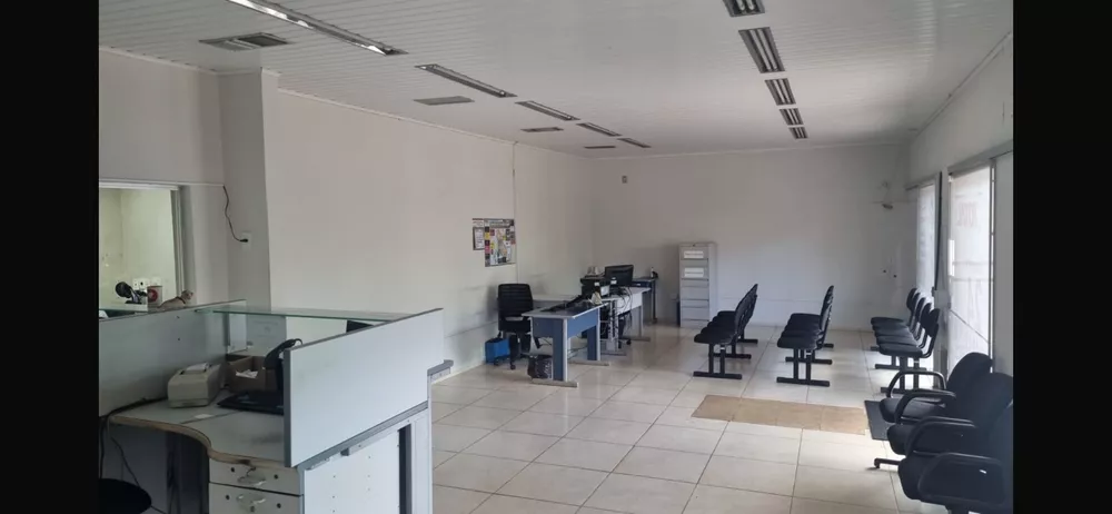 Loja-Salão, 137 m² - Foto 1