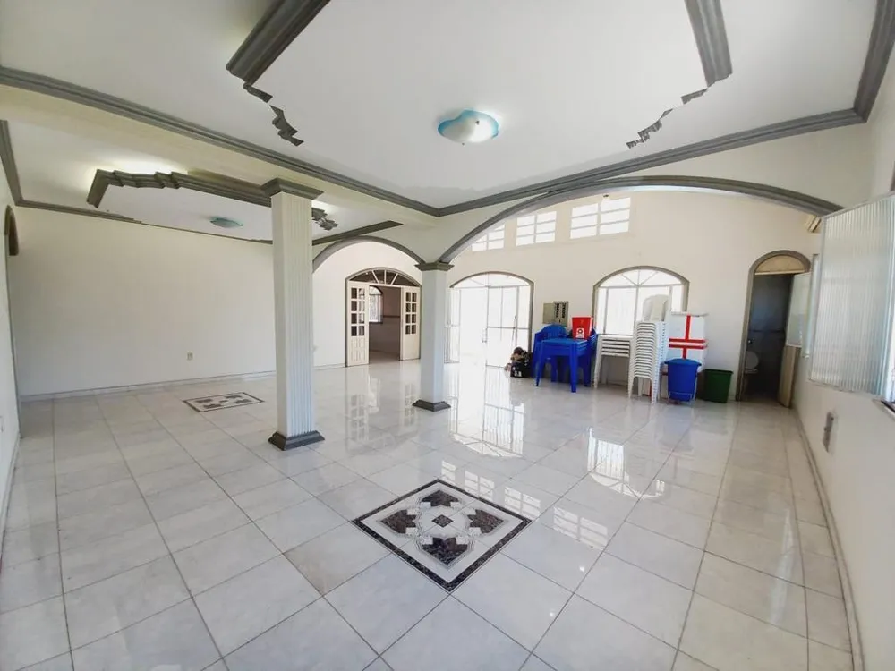 Chácara, 7 quartos, 6389 m² - Foto 5