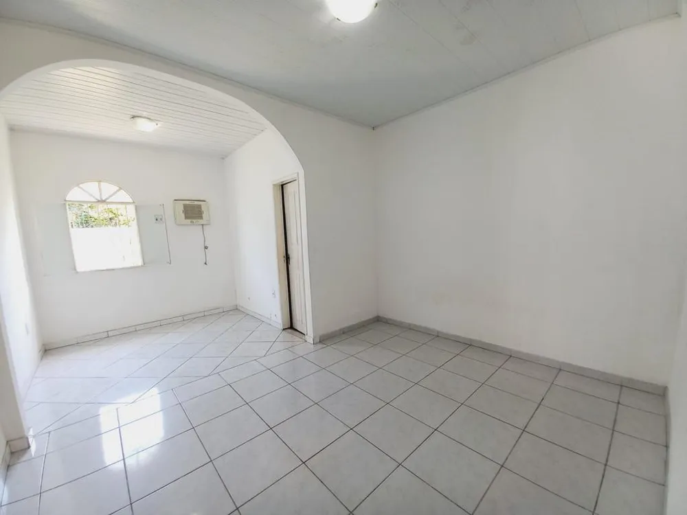 Chácara, 7 quartos, 6389 m² - Foto 9