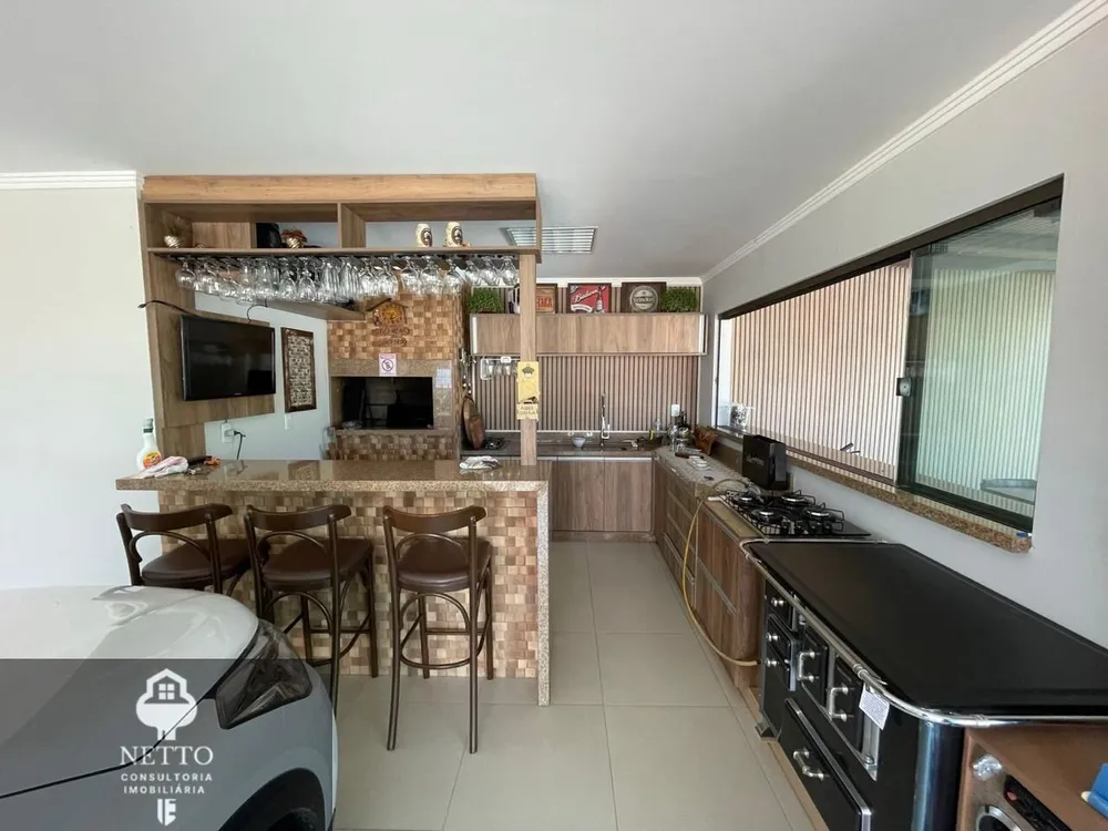Casa, 3 quartos, 200 m² - Foto 8