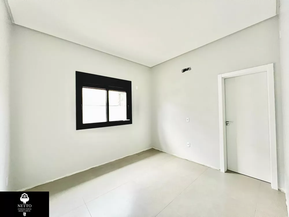 Casa, 3 quartos, 231 m² - Foto 3