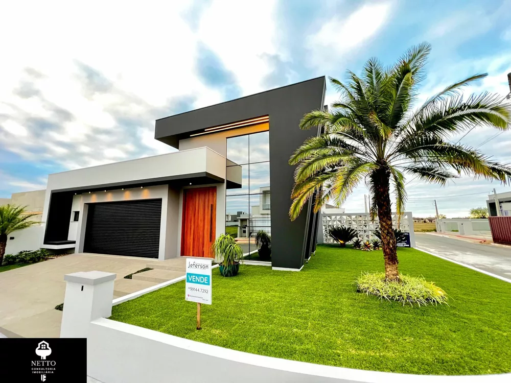 Casa, 3 quartos, 231 m² - Foto 1