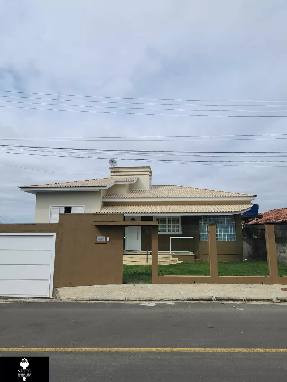 Casa, 3 quartos, 220 m² - Foto 2