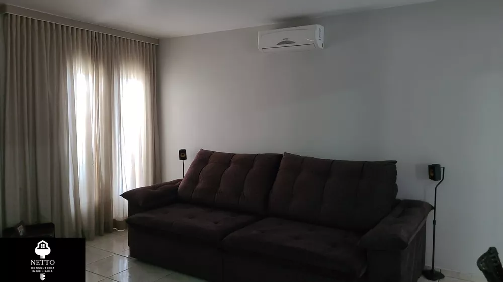 Casa, 3 quartos, 127 m² - Foto 2