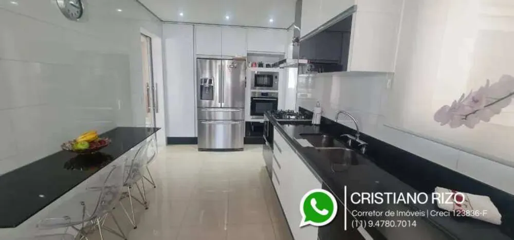 Apartamento, 3 quartos, 198 m² - Foto 2