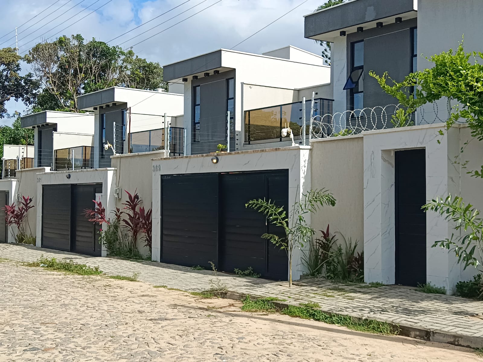 Casa à venda com 3 quartos, 120m² - Foto 3