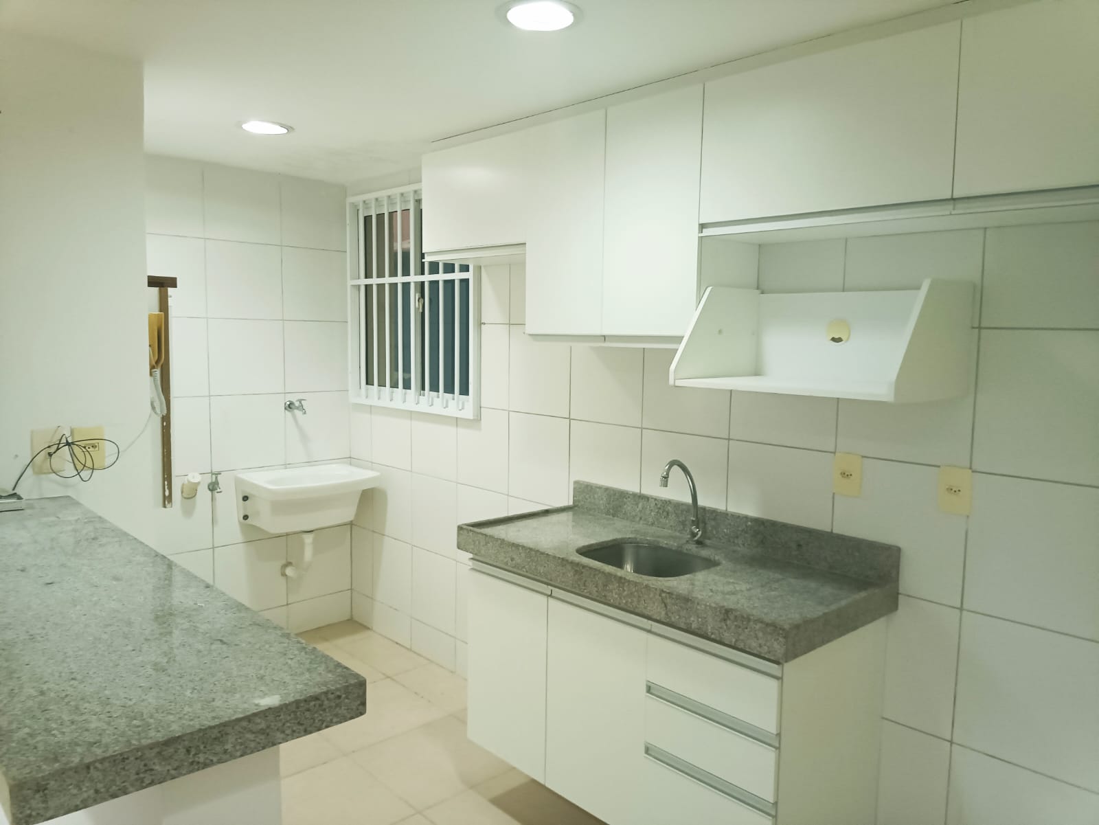 Apartamento à venda com 2 quartos, 60m² - Foto 5