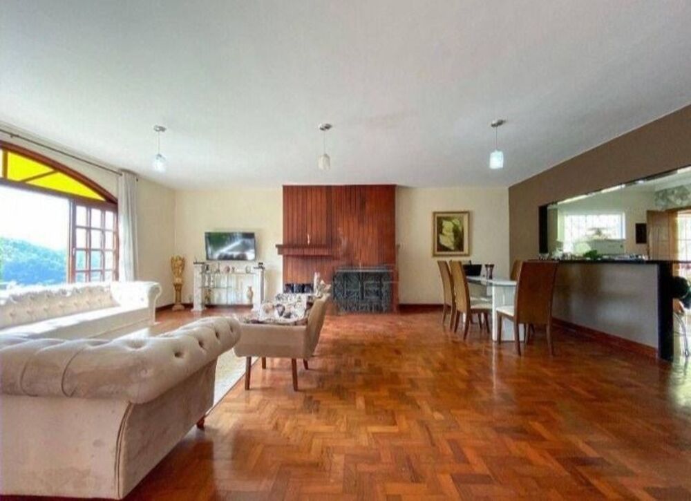 Casa à venda com 5 quartos, 600m² - Foto 3