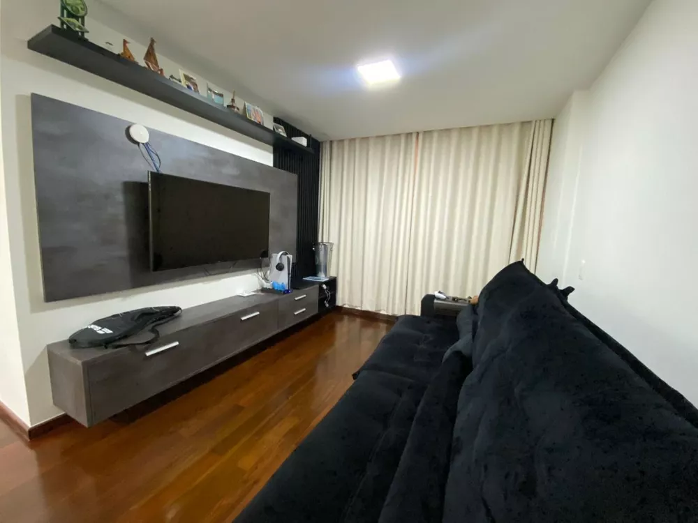 Apartamento à venda com 3 quartos, 97m² - Foto 2