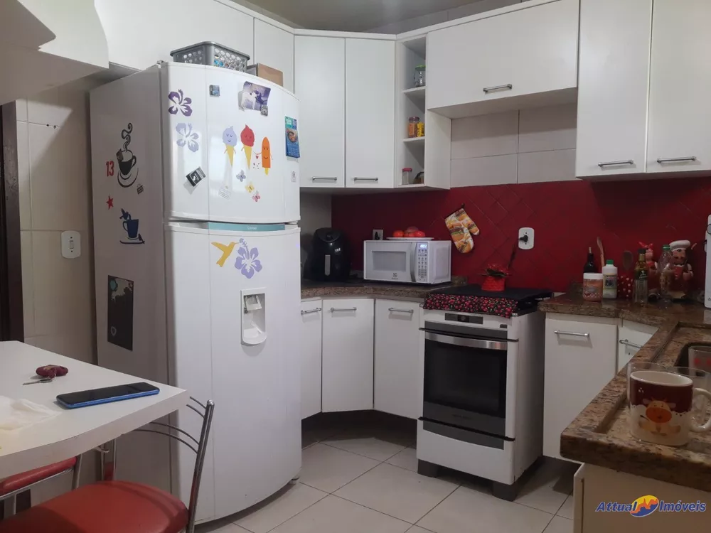 Casa, 4 quartos, 185 m² - Foto 5