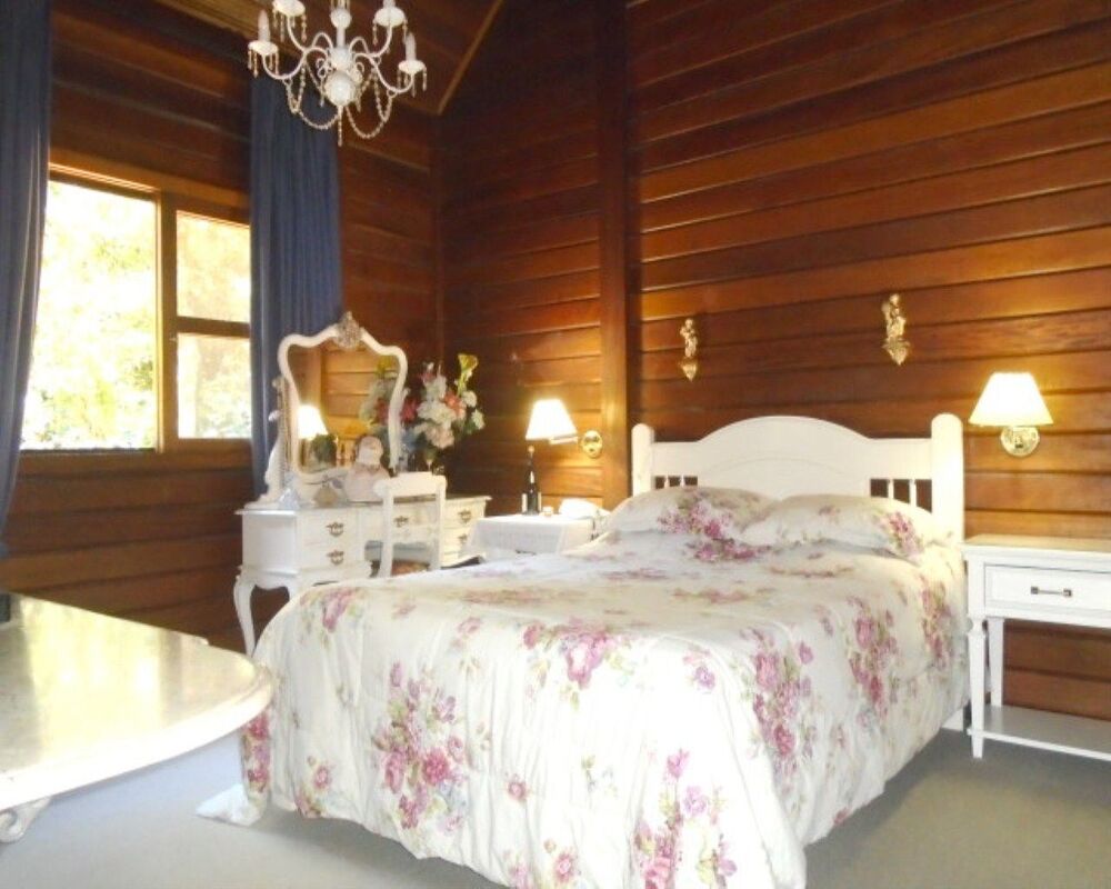 Casa à venda com 4 quartos, 720m² - Foto 2
