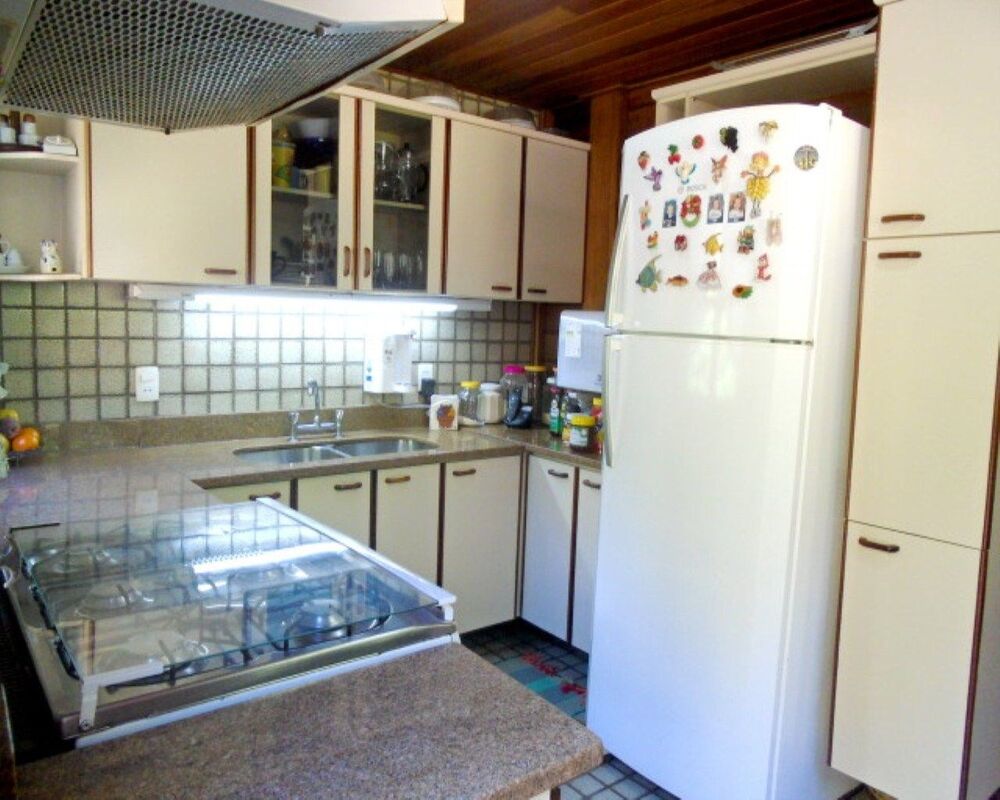 Casa à venda com 4 quartos, 720m² - Foto 3