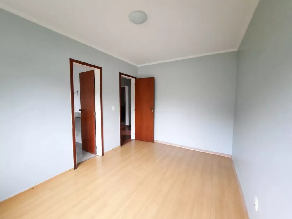 Apartamento à venda com 2 quartos, 62m² - Foto 3