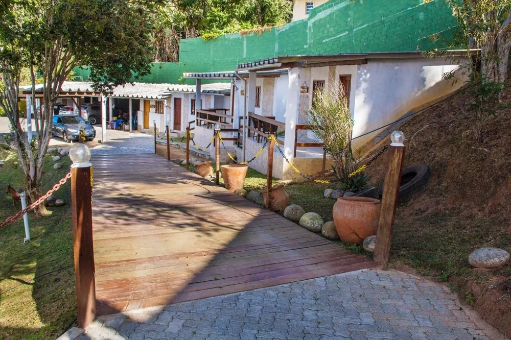 Pousada-Chalé, 18 quartos - Foto 7