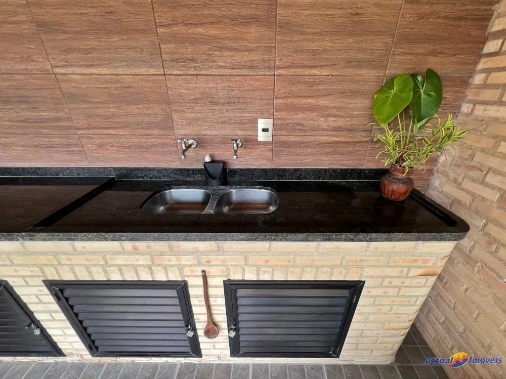 Casa, 5 quartos, 240 m² - Foto 37