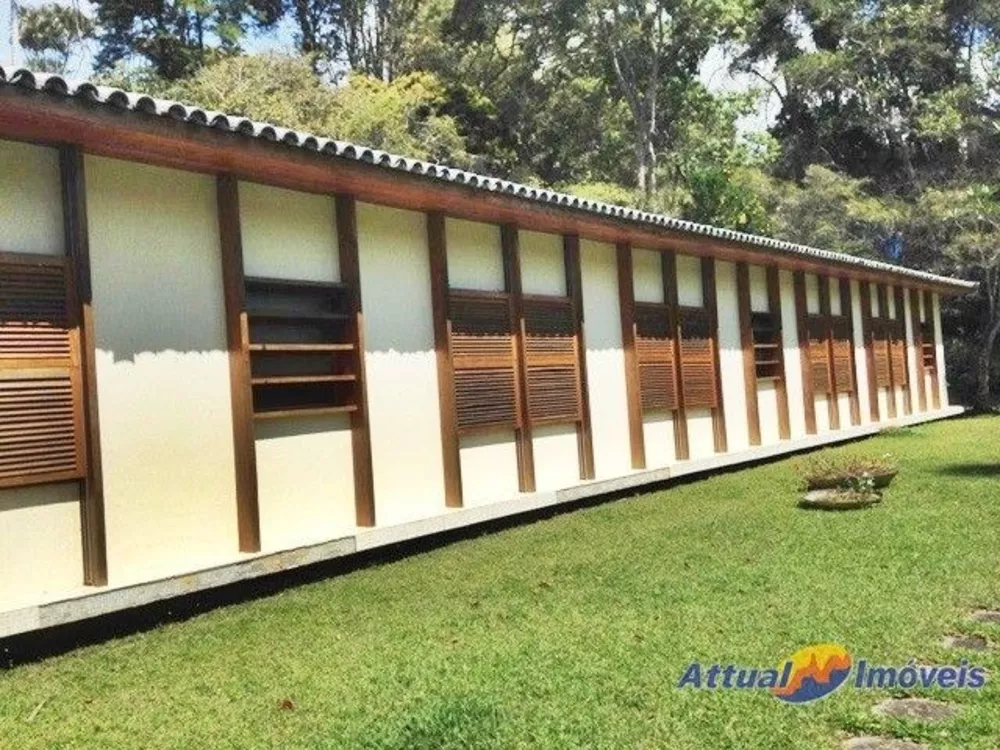 Casa à venda com 5 quartos, 10000m² - Foto 2