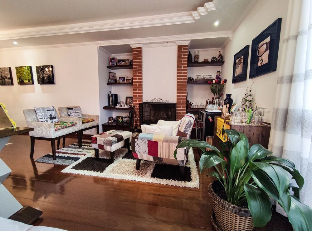 Cobertura à venda com 4 quartos, 300m² - Foto 2