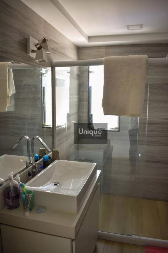 Casa, 5 quartos, 220 m² - Foto 15